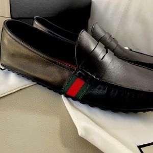 New Authentic Gucci Black Leather Web Driver Loafer 566294 Size 9.5